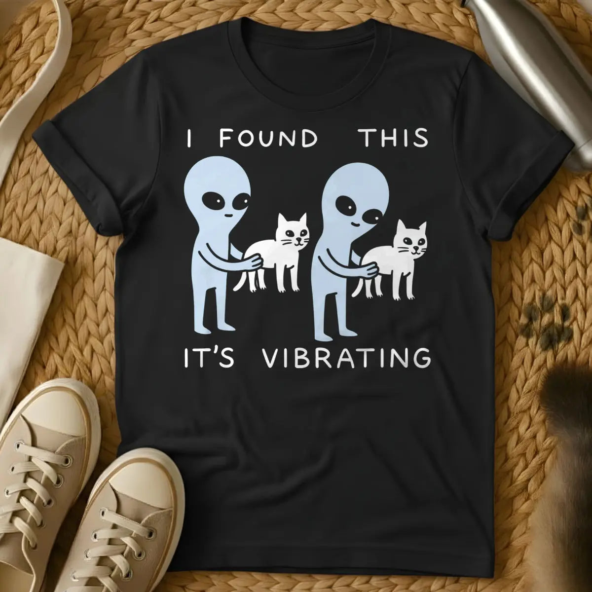 Aliens With Cat Shirt - Black T-Shirt - cosmic pet, extraterrestrial cat, first contact humor